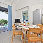Uranos Villa
