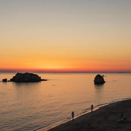 Villa Uranos By Vintage Travel