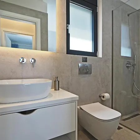 Uranos By Vintage Travel Villa *